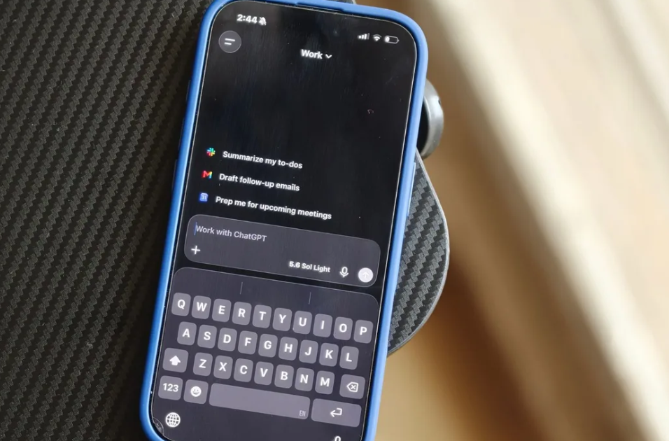 ChatGPT’nin iPhone uygulamasına hızlı fotoğraf kısayolu eklendi
