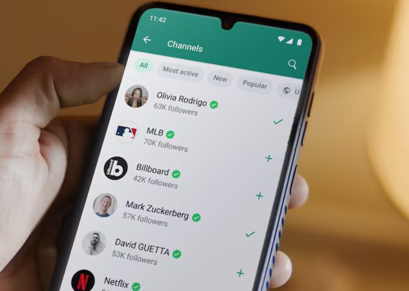 WhatsApp’a hareketli sohbet duvar kâğıtları geliyor