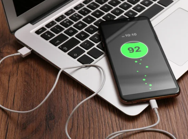 Telefonu şarj olurken kullanmak bataryaya zarar verir mi?