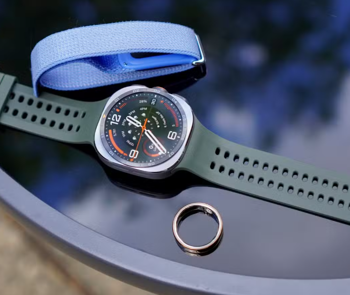 Uyku takibinde Galaxy Watch Ultra 2, Fitbit Air ve Oura Ring 5 karşı karşıya: Hangisi daha başarılı?