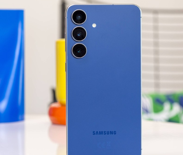 Samsung Galaxy S26 FE'nin kamera özellikleri sızdı! Büyük yükseltme bekleyenler hayal kırıklığına uğrayabilir