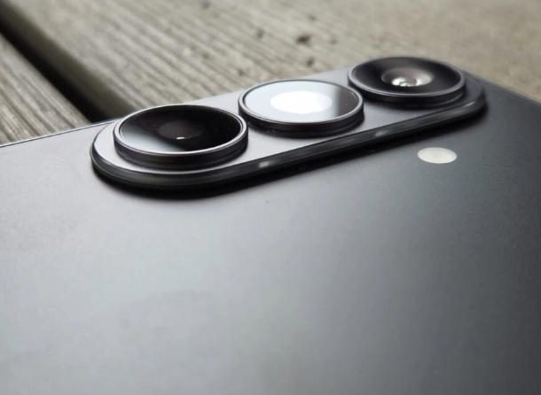 Galaxy S27 Pro'nun telefoto kamerası beklentileri karşılamayabilir