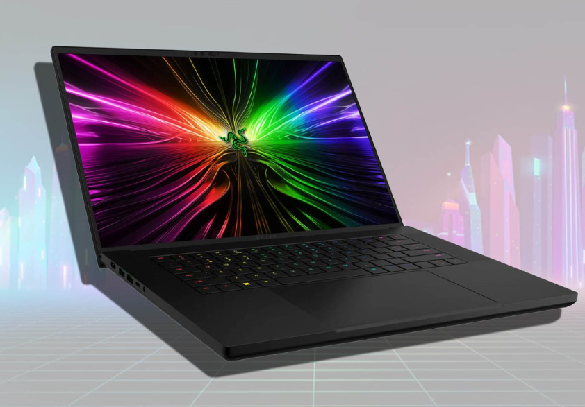 Razer, 4090’lı Blade’e 5090 fiyatı çekti!