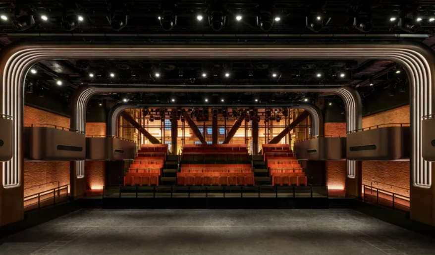 Apple Londra Battersea merkezinde 600 kişilik Apple Music Hall açtı!