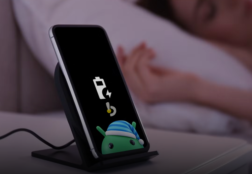 Telefonunuz Gece Şarj Olurken Aslında Boş Durmuyor: Arka Planda Yaptığı 4 Şey