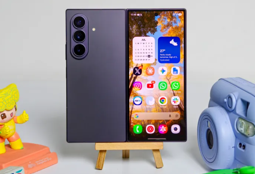 Galaxy Z Fold 8 Ultra ile iPhone Ultra karşı karşıya