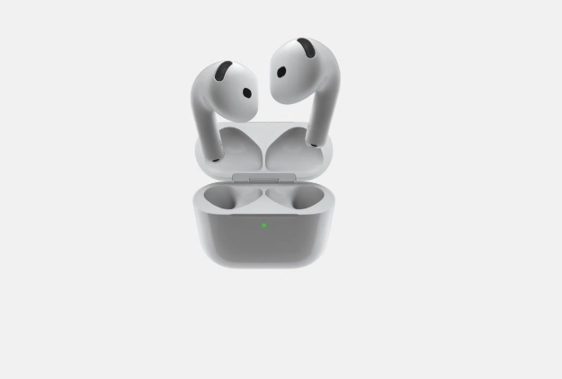 AirPods 5’te iki sürüm var, yirmi euro fark kablosuz şarj, sapta ses ve daha uzun pil getiriyor
