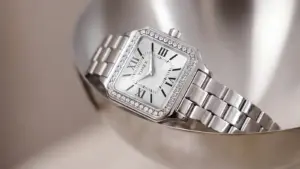 Timex, Addison Koleksiyonuna 50 Kristalli Üç Yeni Şık Saat Ekledi