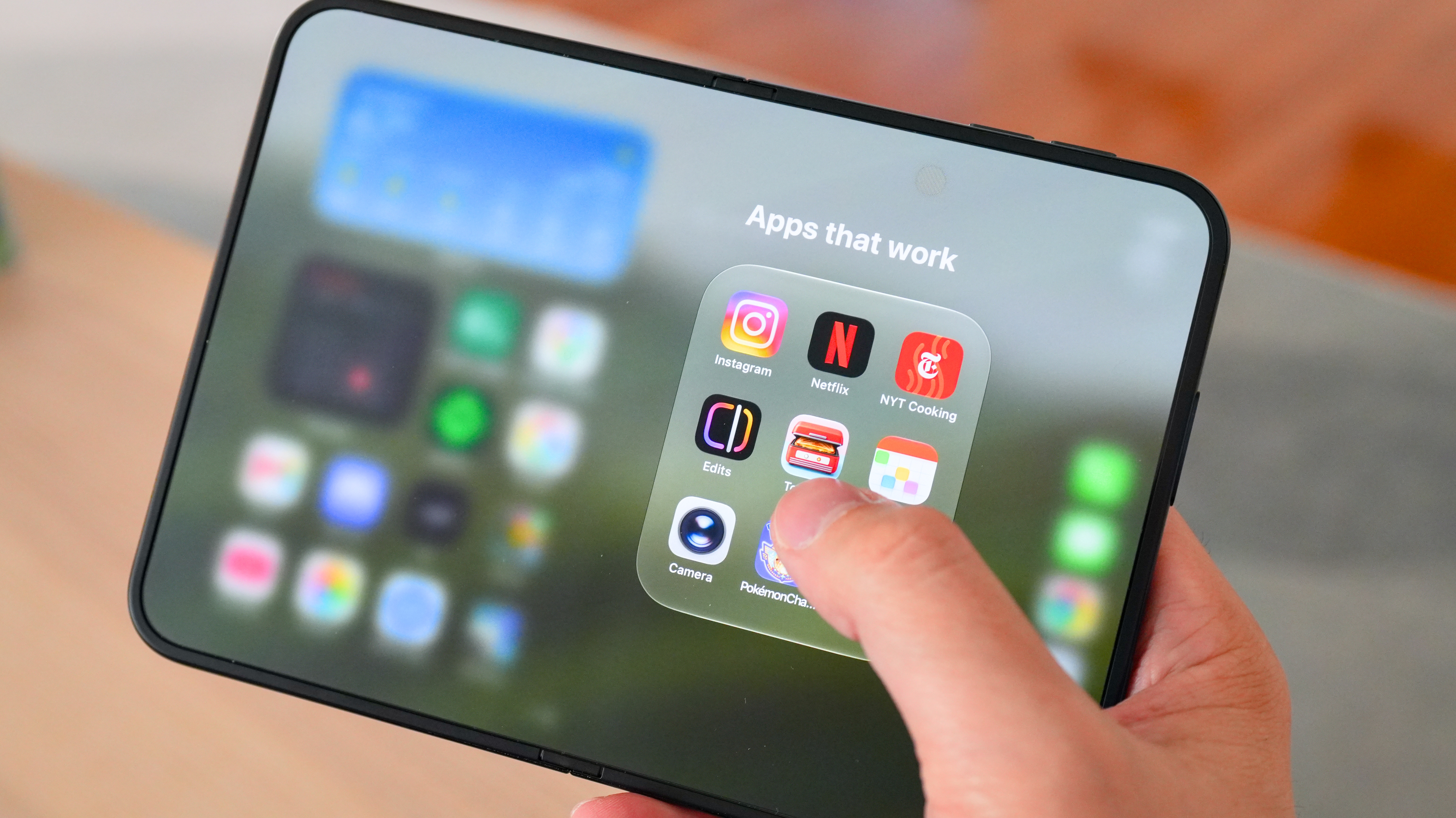 iPhone Duo'nun Katlanabilir Ekranından Tam Anlamıyla Yararlanan 7 Uygulama
