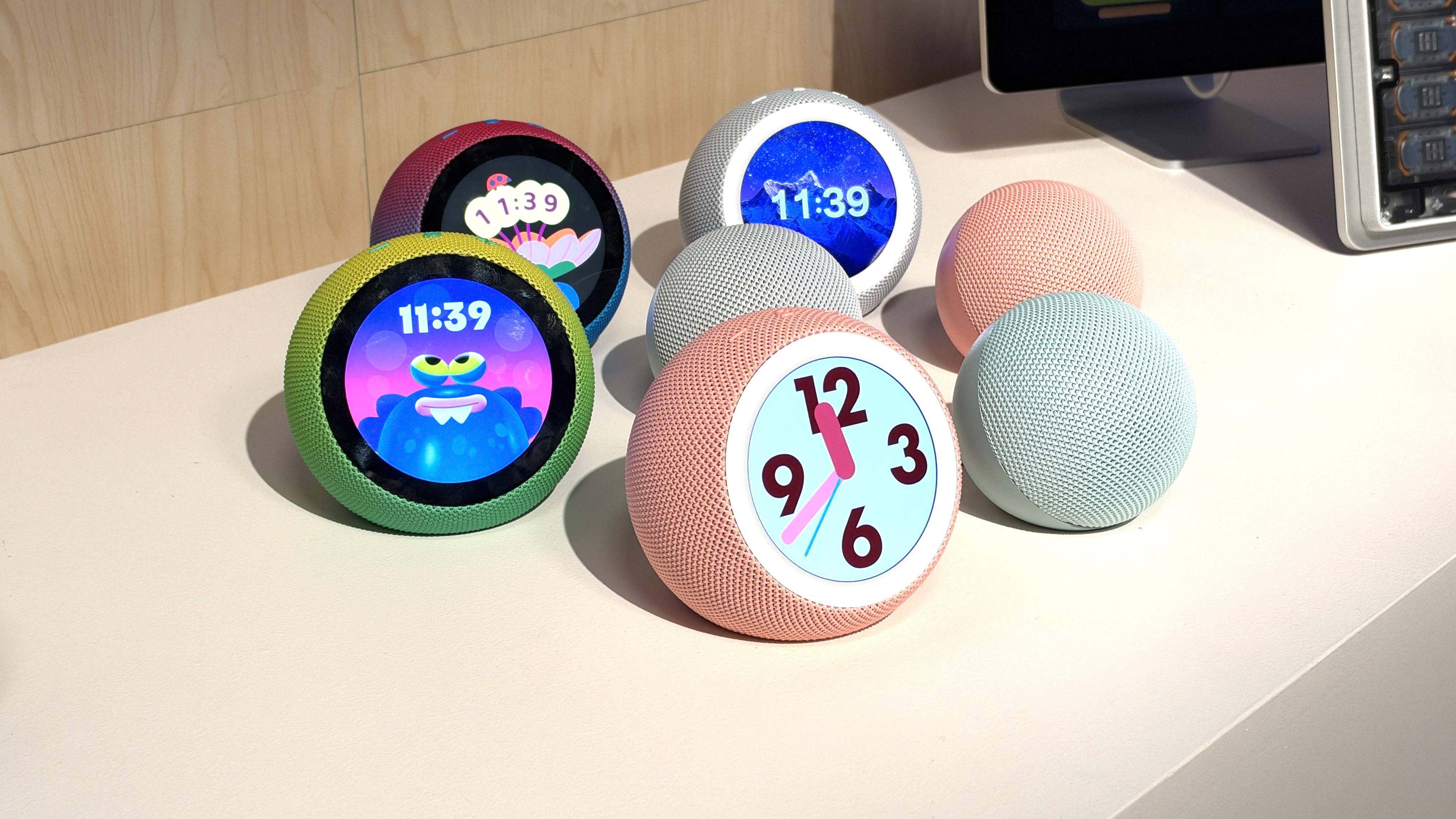 Amazon'un Yeni Alarm Saati Derin Uykuda Olduğunuzu 'Anlıyor' ve Sizi Uyandırmıyor
