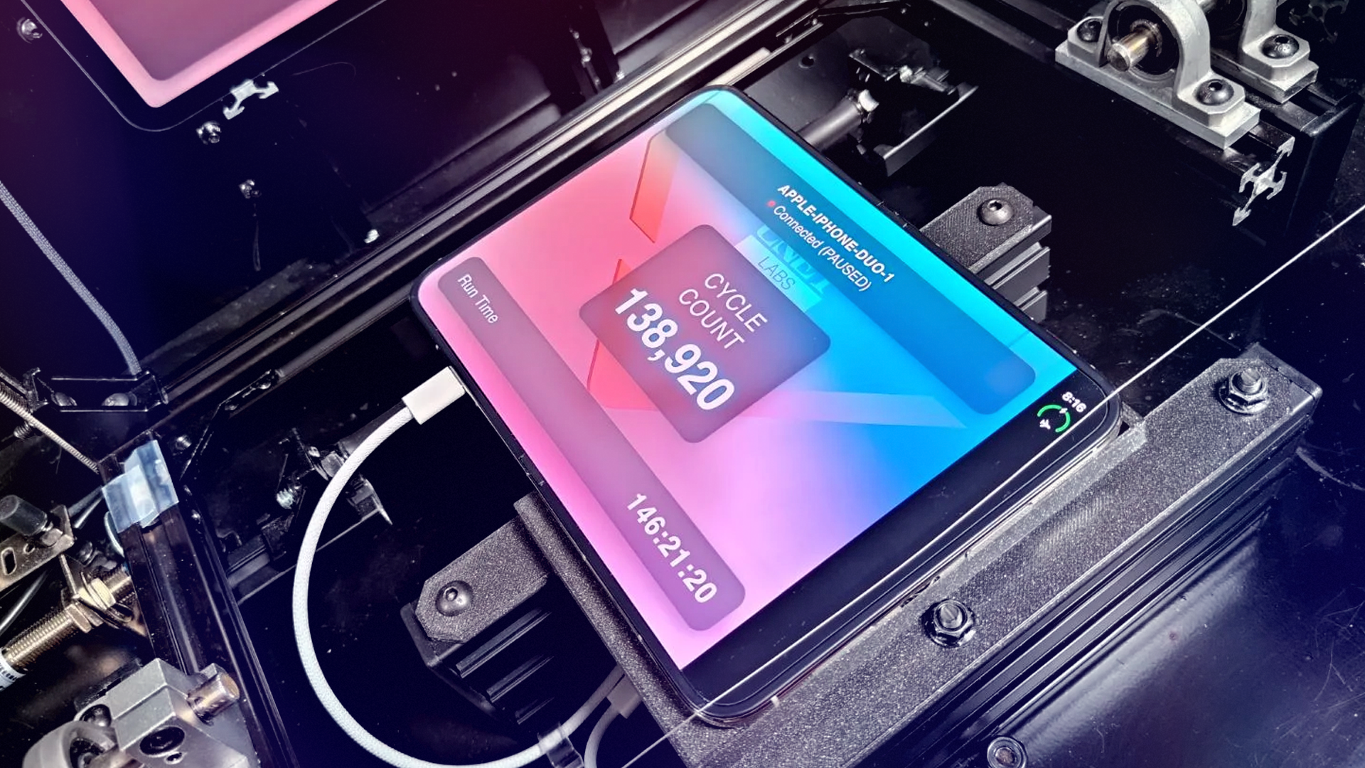 iPhone Duo'nun Katlanma İzi 139 Bin Katlamadan Sonra Böyle Görünüyor