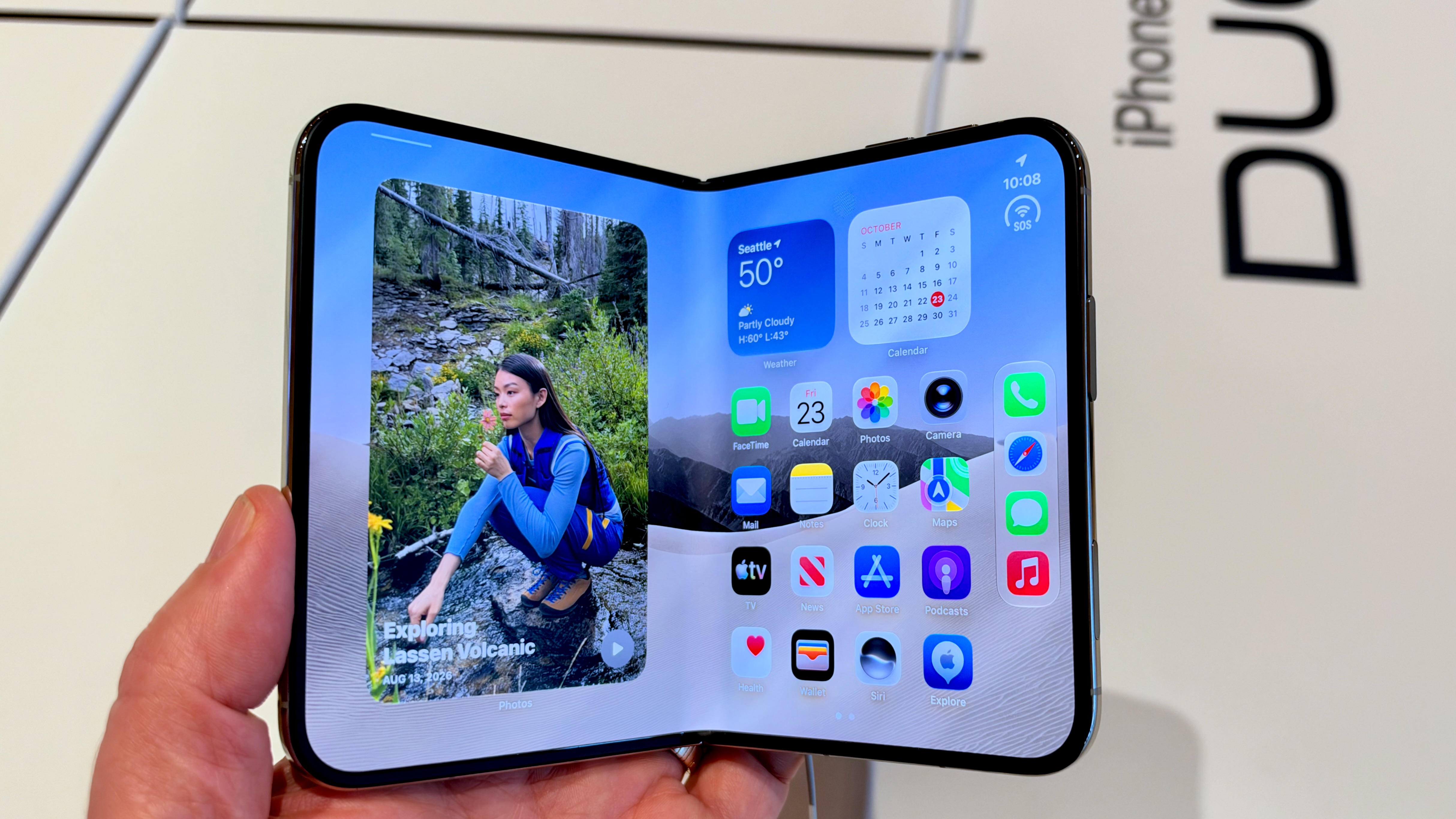 iPhone Duo'yu Mağazada Deneyimlemek, Neredeyse Bir Tane Almam Gerektiğine Beni İkna Etti